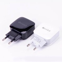 High quality QC3.0 quick charger fast charger 18W 5V 3.1A output wall plug charge adapter phone charger